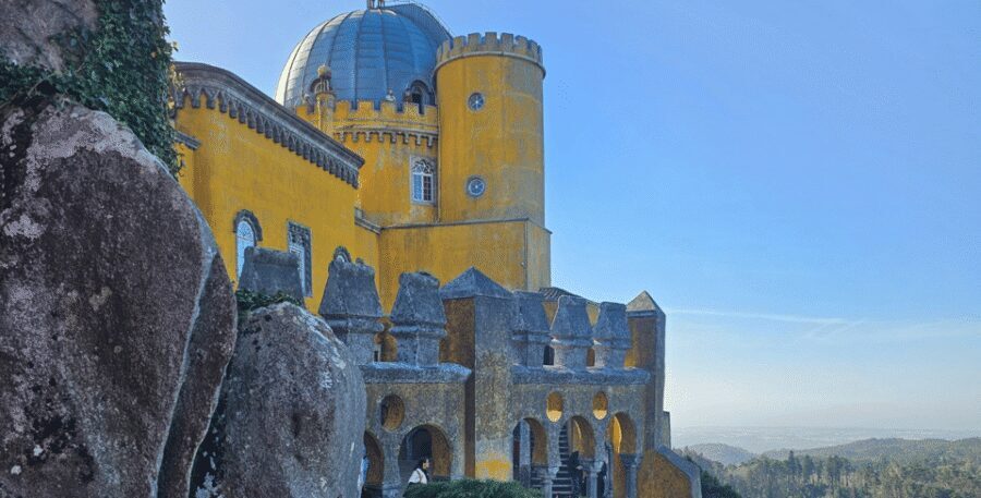Sintra Full Day Tour w/ Cascais & Cabo da Roca: FROM LISBON - Choosing Palaces in Sintra: Pena, Regaleira, and Monserrate (With Real-World Weather)