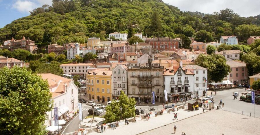 Sintra: Half-Day Tour with Royal Palace Ticket - Sintra Village break and Piriquita: the pastry stop that earns the line