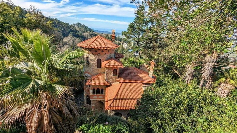Sintra Hike: Past palaces and hidden paths. - How the hike feels: 6.5 km, lots of steps, and a big viewpoint payoff