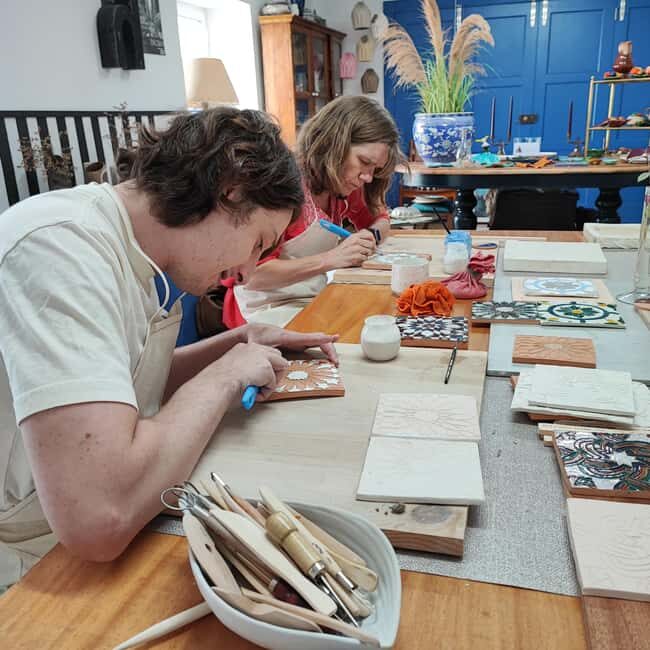 Sintra: Hispanic Moorish Tile Workshop - The firing step: your tile’s real transformation