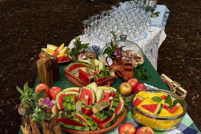 Sintra Jeep Adventure – Wine, Food & Freedom - Sácario tapas and the four-wine tasting: the best value block of the day