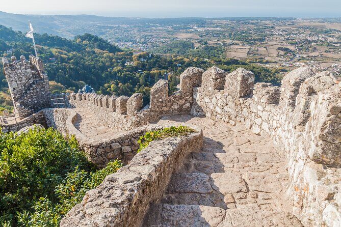 Sintra: Moorish Castle Entrance E-Ticket with Audio Guide - Download strategy: avoid signal trouble and audio hiccups