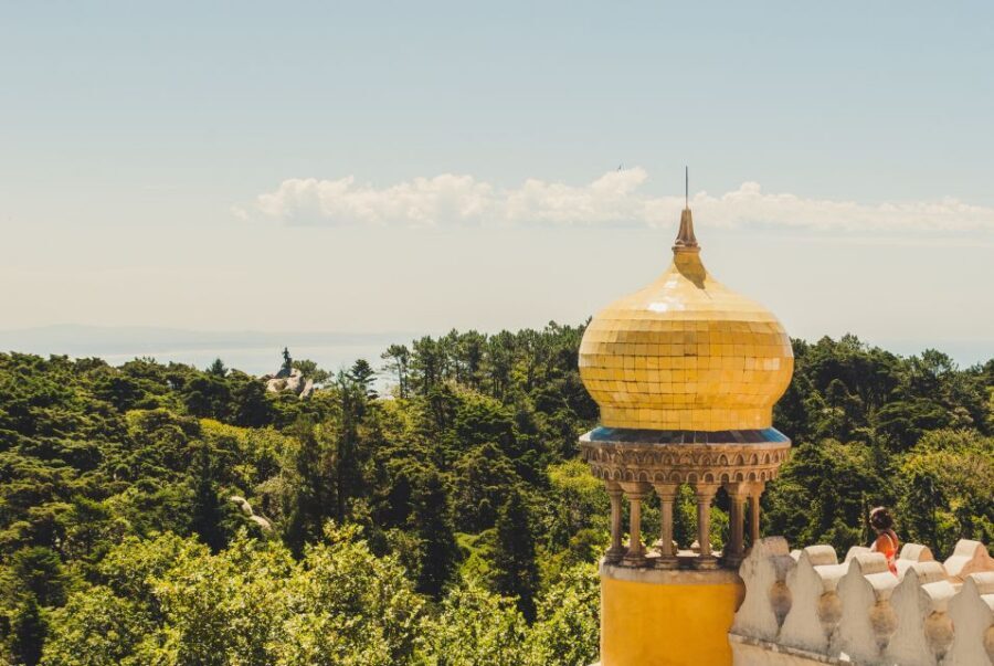Sintra Palaces and Cascais Magical Experience Private Tour - Quinta da Regaleira: spend your attention where it grabs you