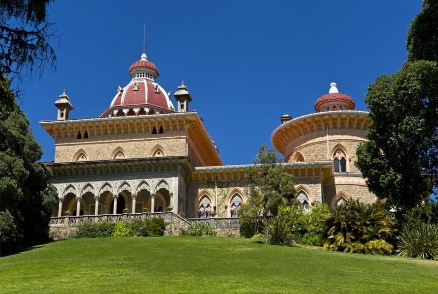 Sintra: Park and Palace of Monserrate E-Ticket & Audio Guide - Western Gallery, Library, and Chapel: what to notice as you walk in