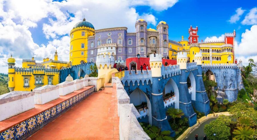 Sintra, Pena, Belém, Cascais & Lisbon Small Group Tour - The Lisbon Panorama Finish at Praça da Figueira
