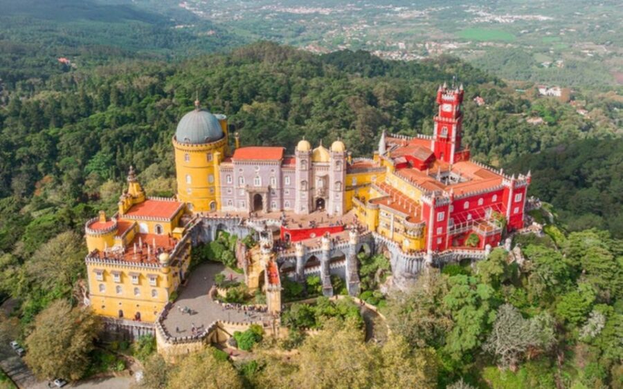 Sintra: Pena Palace, Moorish Castle, Regaleira, & Monserrate - Castle of the Moors: views, walking, and a fast history hit
