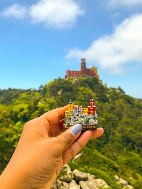 Sintra: Pena Palace, Moorish Castle, Regaleira, & Monserrate - Sintra town center: lunch break plus a pastry strategy