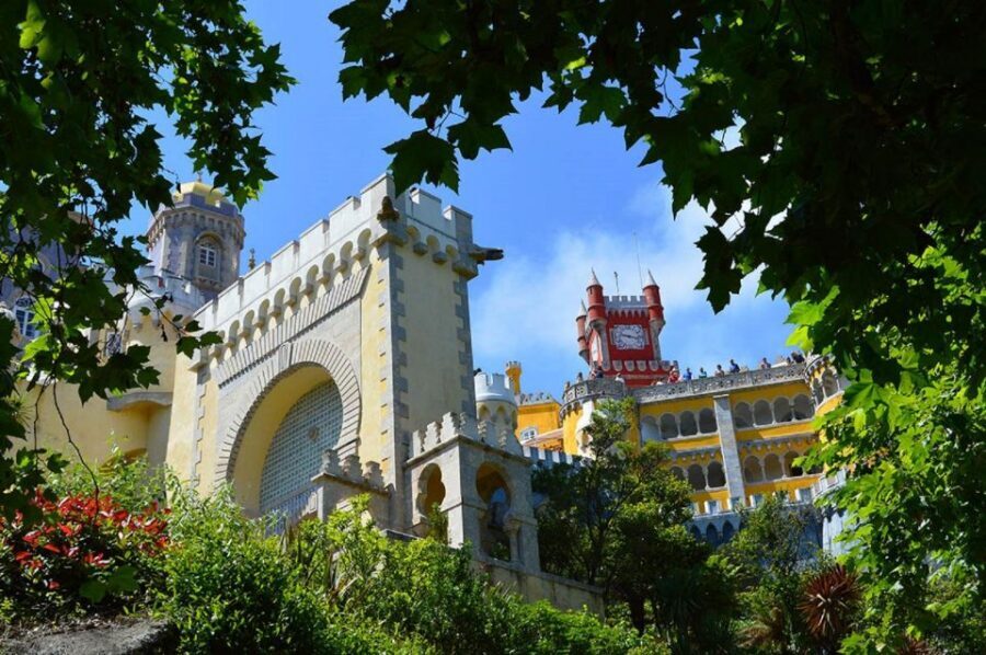 Sintra: Pena Palace, Moorish Castle, Regaleira, & Monserrate - Quinta da Regaleira: gardens with secrets and the Initiation Well