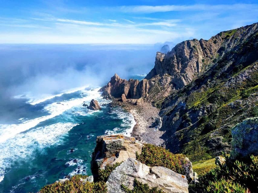 Sintra: Pena, Regaleira, Cabo da Roca & Cascais Private tour - Boca do Inferno and the Atlantic coast drive: where waves steal the show