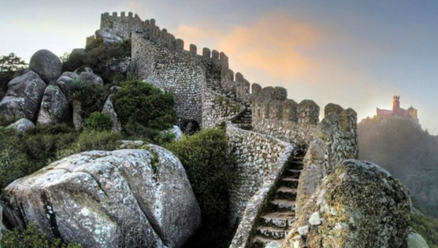 Sintra: Self-Drive Trip to All Monuments and Coast - Praia das Maças and Azenhas do Mar: The Coast Ending That Feels Like a Reward