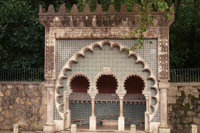 Sintra Sightseeing Tour - Guide quality: why Arafat’s reputation matters in this exact kind of tour