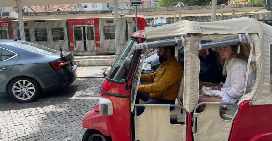 Sintra: -Sintra Sightseeing Tour With Tuk Tuk (1hr) - Meeting at O Melhor Croissant da Minha Rua (Near Millennium Bank)