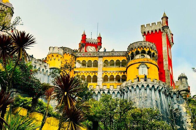 Sintra Splendor and Cascais Coastline Full Day Private Tour - Cabo da Roca: Europe’s Western Edge and a Handwritten Souvenir
