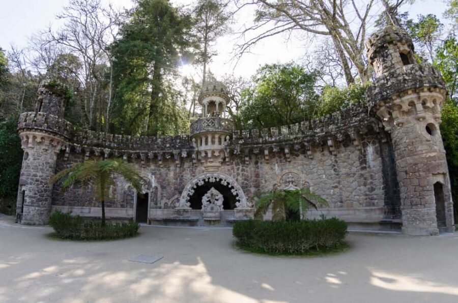 Sintra Tour - Luxury Van, Lisbon Pick-up & Drop Off - Starting with a Quiet Pena Palace Viewpoint