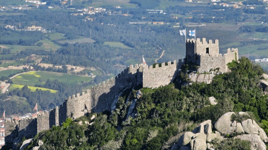 Sintra Tour w/ Pena Palace, Cascais & Cabo Roca, FROM LISBON - Timing and lunch: how to avoid getting stuck hungry