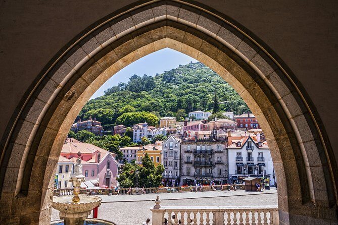 Sintra Tour with Pena Palace and Monserrate Palace- Private Tour - A private Sintra circuit that stays sane