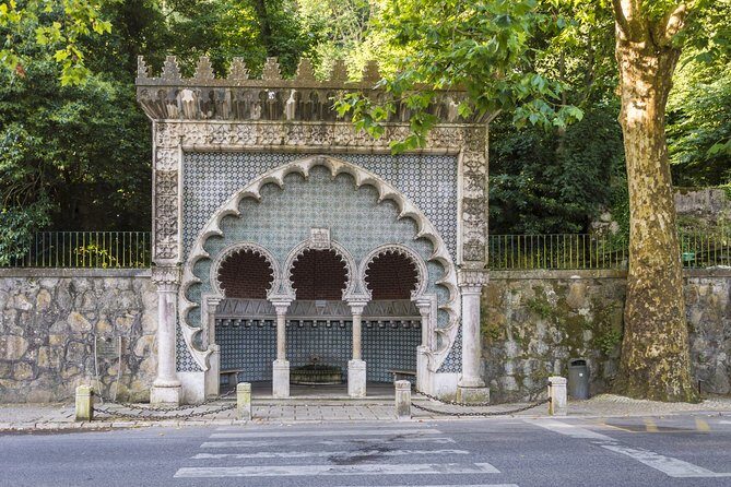Sintra Tour with Pena Palace and Monserrate Palace- Private Tour - Guides that actually shape the day