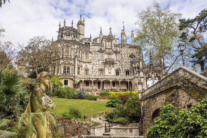Sintra,Palácio da Pena,Quinta da Regaleira and Cascais - Lunch Freedom in Sintra: Let the Guide Match Food to Your Day