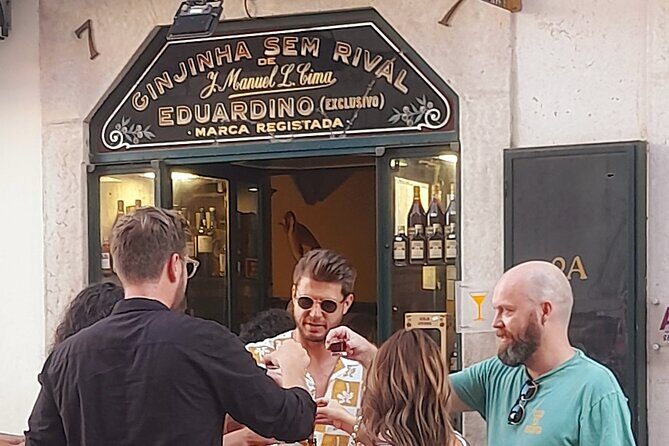 Small group Lisbon Walking Tour - Stop 5: Largo do Carmo and the story behind the carnations