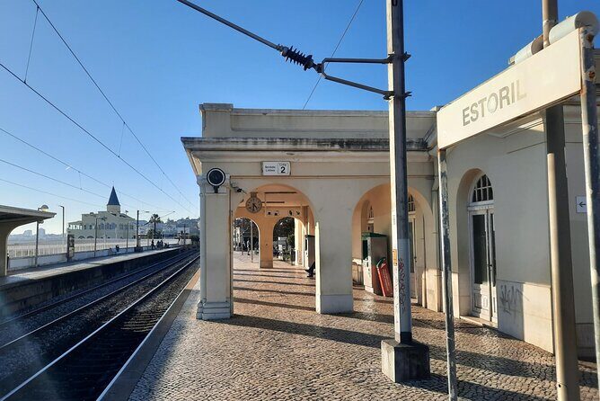 Spy Nest in Estoril: Self-Guided Cold War Puzzle Adventure - Route overview: from Estoril Railway Station to Forte da Cruz