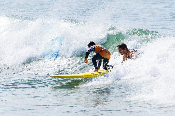 Surf Lessons Cascais and Lisbon - A 2-hour surf plan that actually goes somewhere