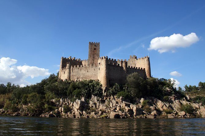 Templar Knights: Tomar and Almourol Castles Full Day Private Tour - What to Bring for an Easy, Real-Day Experience