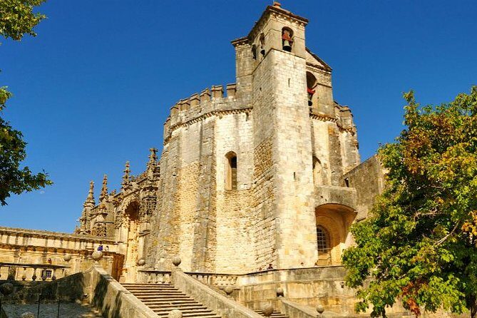 Templar River: Tomar and Almourol Shared Tour - Almourol Castle: island stairs, photo time, and what admission means