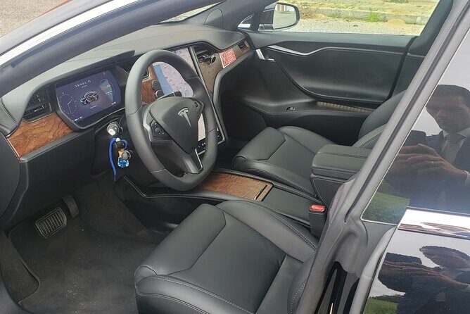 Tesla Model S Transfers - Price and value: what $55.27 really means for up to 3 people