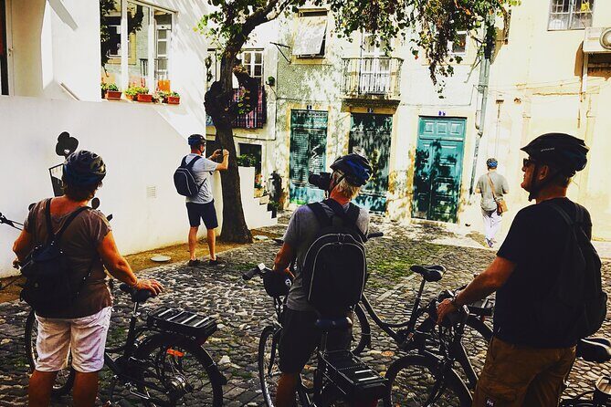 The 7 Hills Tour of Lisboa - How the guide shapes the whole ride (and why the group size matters)
