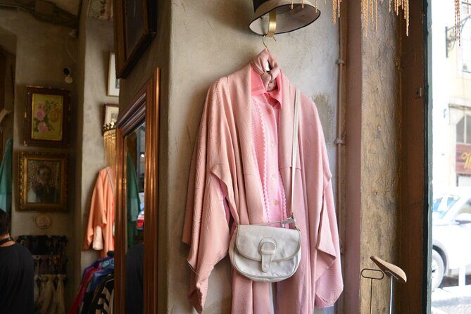 The Ulitmate Lisbon Vintage and Thrift Shopping Tour - A vintage route that actually makes sense for first-timers
