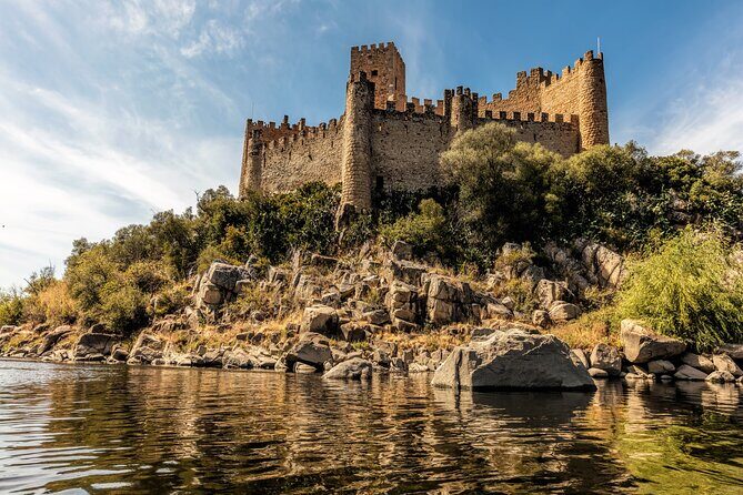 Tomar and Almourol Castle Private Tour from Lisbon - The Lisbon-to-Tomar Ride: Smooth Pickup, Long Day, Clear Timing