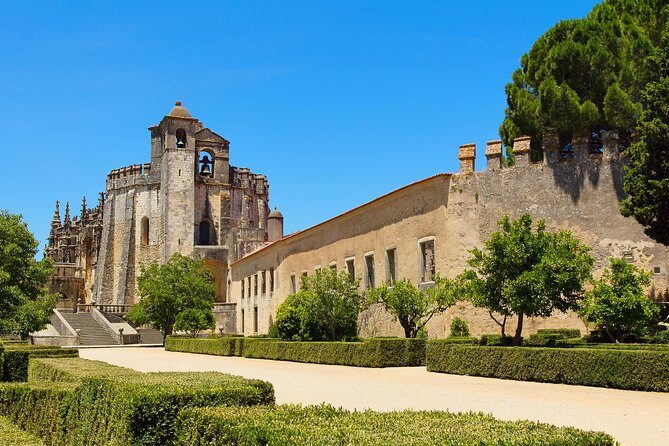 Tomar and Almourol Castle Private Tour from Lisbon - Castelo de Tomar: Views From the Hill and the Templar Castle Vibe