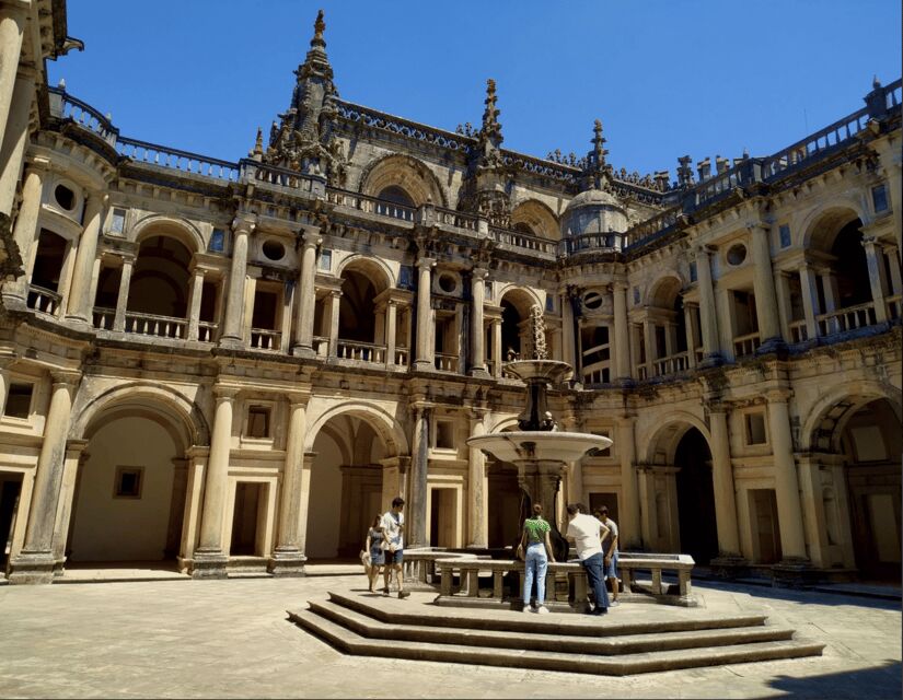 Tomar: Knight's Templar Castle and Convent of Christ Tour - Meeting your guide in Tomar: where you start and what to bring