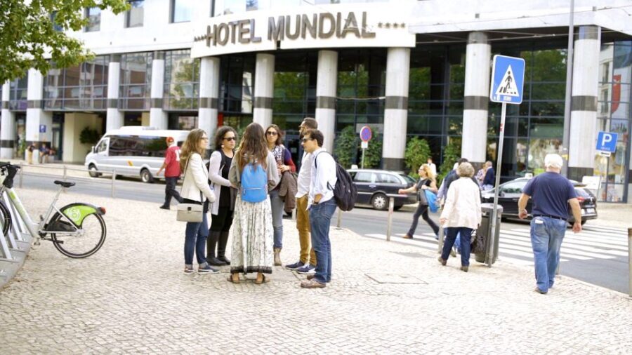 Total Lisbon Experience Walking Tour with Seafood Lunch - São Jorge area: quick context, big sightlines