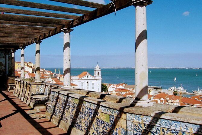 Tour Tuk Tuk Lisbon-Belem 4 H Free Pick-up - Squares and neighborhoods: Praça do Comércio, Chiado, and Bairro Alto at a smart pace