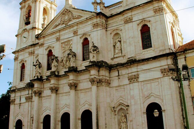 Tour TukTuk 3 hours Lisbon Free Pick-up - Stop 3: Miradouro da Graça and the Convent area