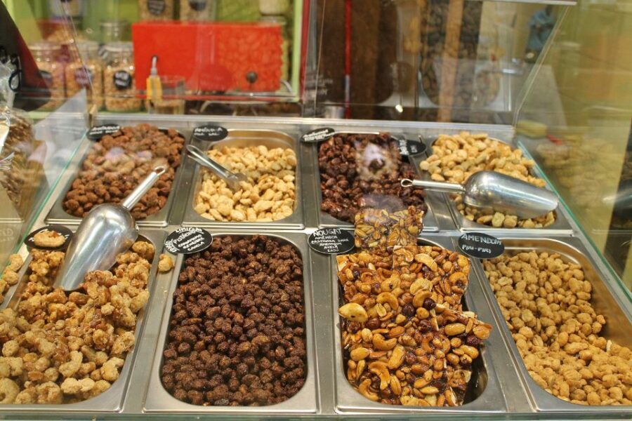 Traditional Lisbon Food Tasting Experience - The fully restored market stop: porco preto and bife de atum