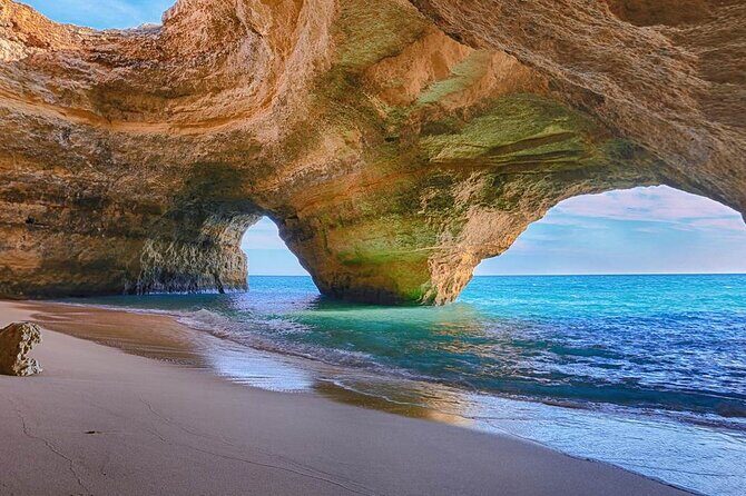 Transfer from Lisbon to Algarve (Direct) - Door-to-door pickup from Lisbon (and yes, Airbnbs)