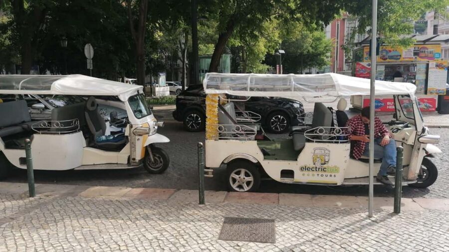 Travel to the Medieval part of Lisbon by Tuk Tuk - Alfama with guided time: where the medieval vibe becomes personal