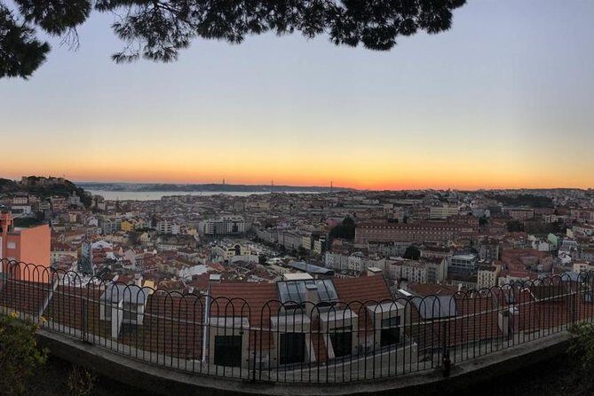 Tuk Tuk Lisbon: The Best of Lisbon in Half a Day - Portas do Sol: the first big viewpoint punch