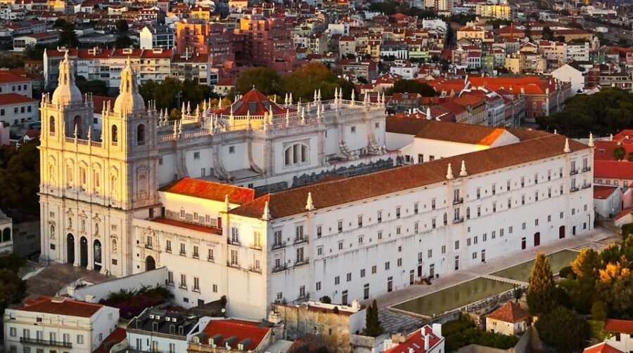 Tuk Tuk Old Lisbon Tour 1,5h - Value for $66: what you’re really paying for