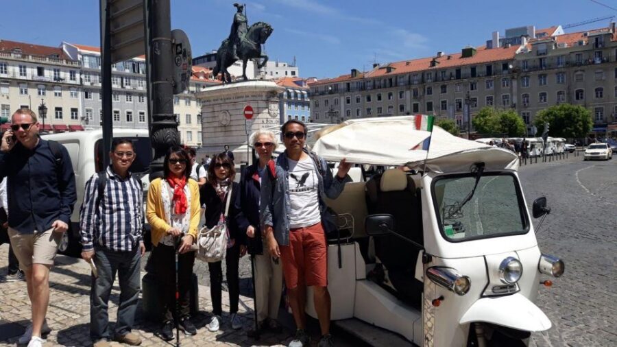 Tuk Tuk Tour historic central Lisbon - Viewpoints over the river and hills (and how to get the most from them)