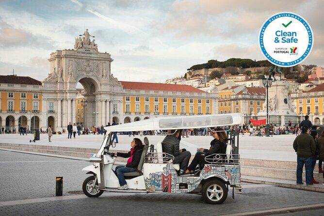 Tuk Tuk Tour in Lisbon's Old Town - Tram 28 - The 1755 earthquake moment: history you can literally point at