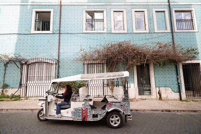 Tuk Tuk Tour in Lisbon's Old Town - Tram 28 - Starting at Hard Rock Cafe and building the day from there