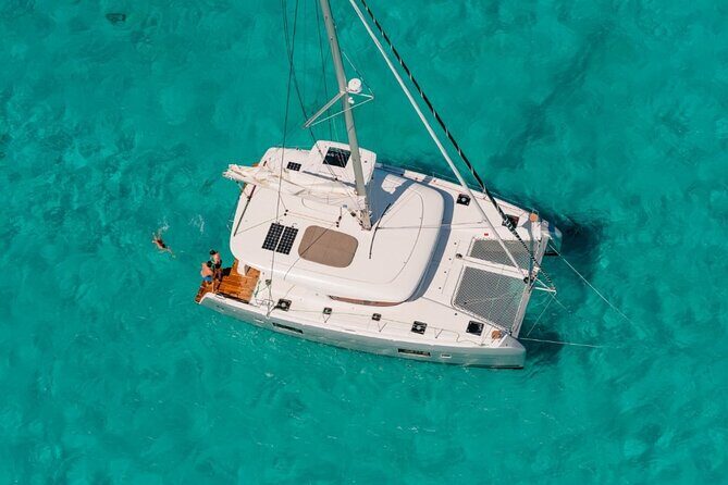 VIP Catamaran Private Tour in Lisbon up to 18 clients - Why a VIP catamaran ride beats the crowded Lisbon shuffle