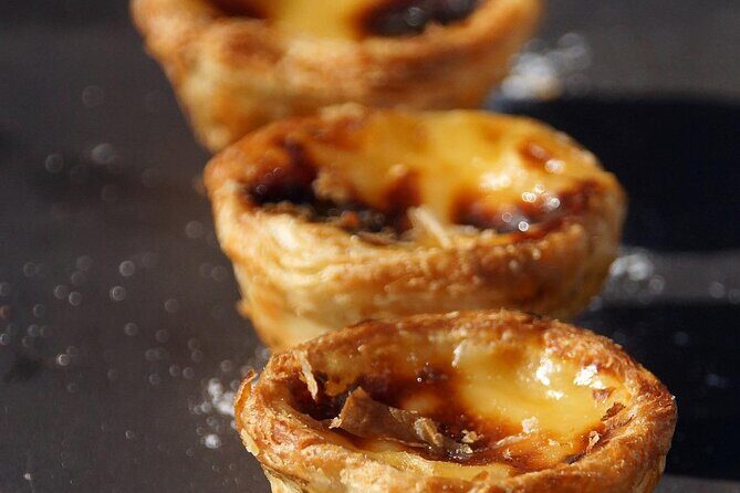 Walking & Vegan Food tour - Praca Luis de Camoes finish: the pastry you came for