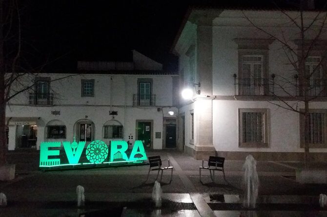 Walled City of Évora’s Highlights & Traditions Tour - Évora’s walled center: why it feels different from other day trips