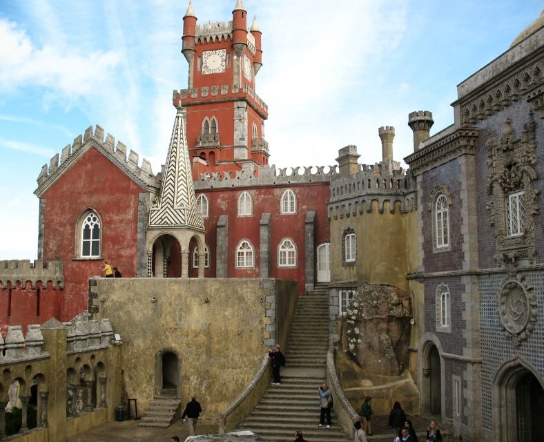Wonders of Sintra & Cascais Private Tour - Cascais at a calmer pace: royal history meets sea air